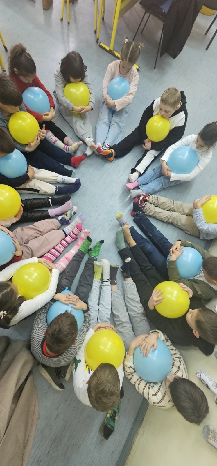 2 Различити, а једнако важни 💛💙