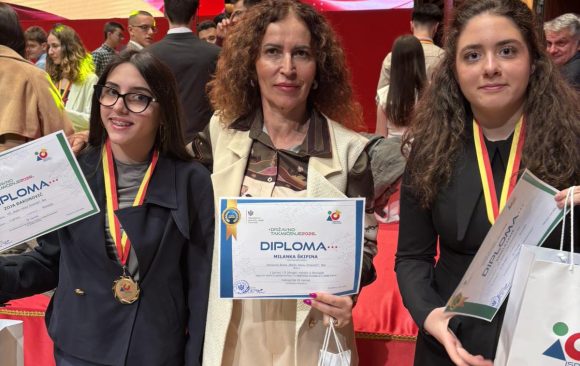 Dodjela nagrada najboljim učenicima sa Državnog takmičenja